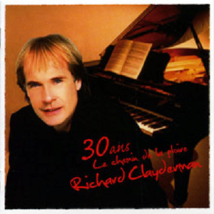 偷拍美女毛茸茸尿尿视频
